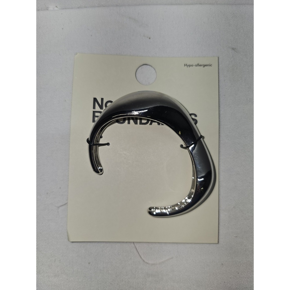 NWT No Boundaries Silver Tone Organic Sculpted Cuff Bracelet Abstract Modernist